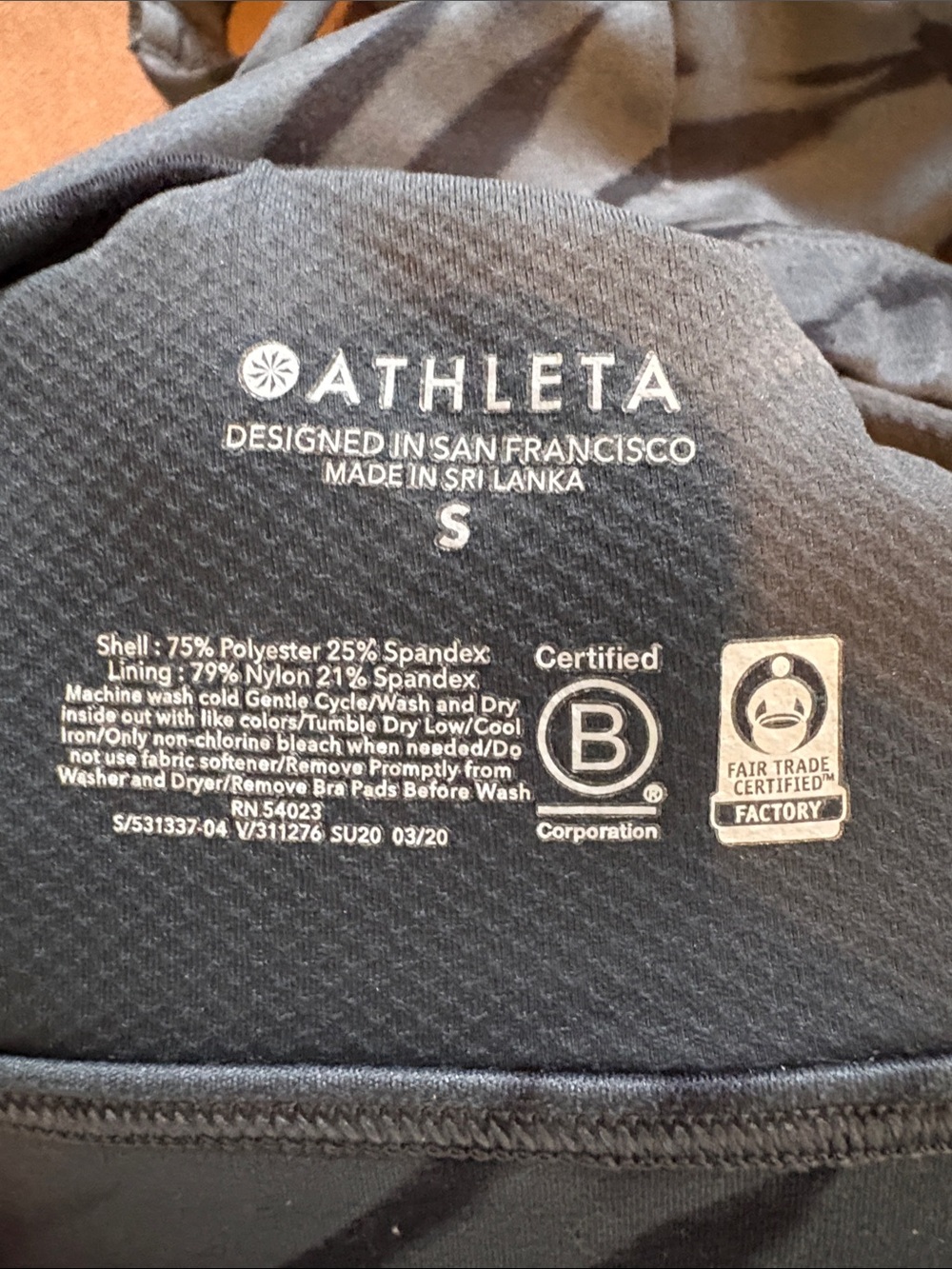 Athleta Olive Green and Black Printed Sports Bra - Picture 9 of 9